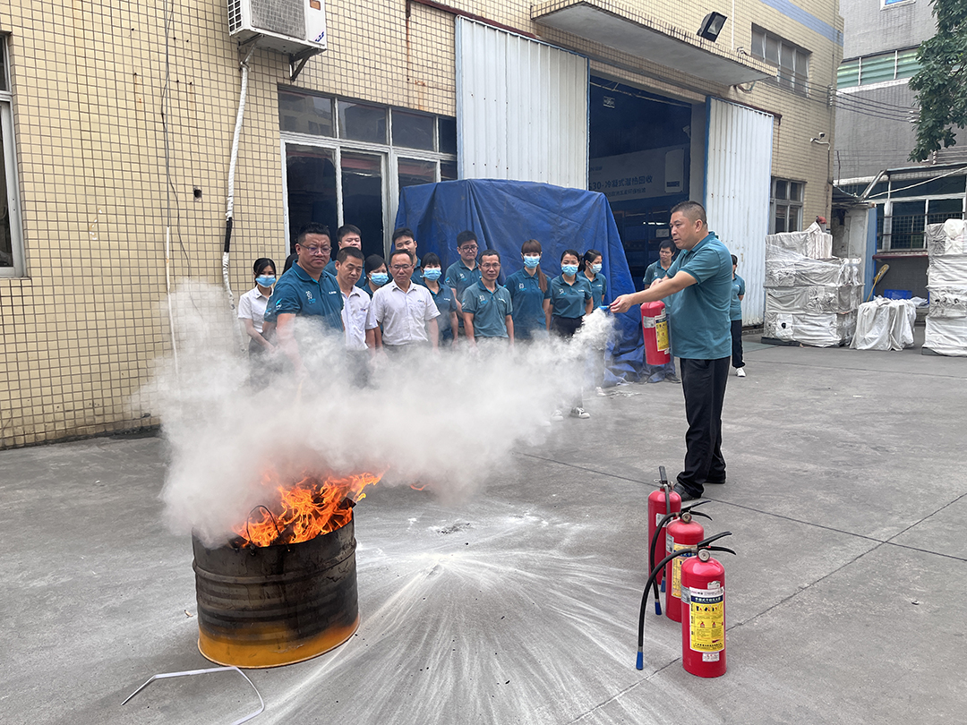 落實消防責(zé)任，防范安全風(fēng)險，我司開展火災(zāi)消防演練！